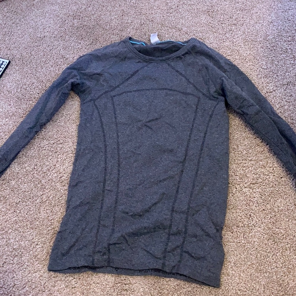 Ivviva gray long sleeve